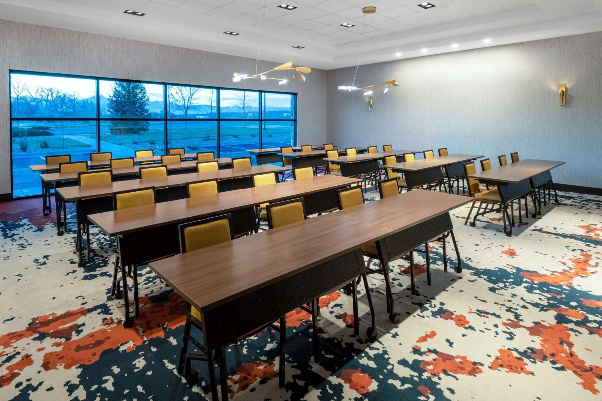 Hilton Garden Inn Longmont Dış mekan fotoğraf
